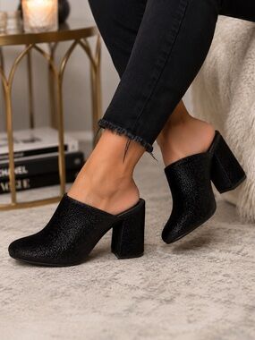 Design Lab Lord & Taylor Marie Black Velvet Block Heel Mule Clogs size 9